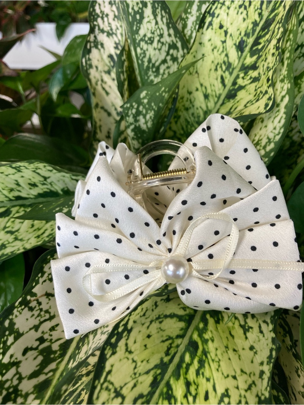 Ivory Polka Dot Pearl Bow Hair Clip
